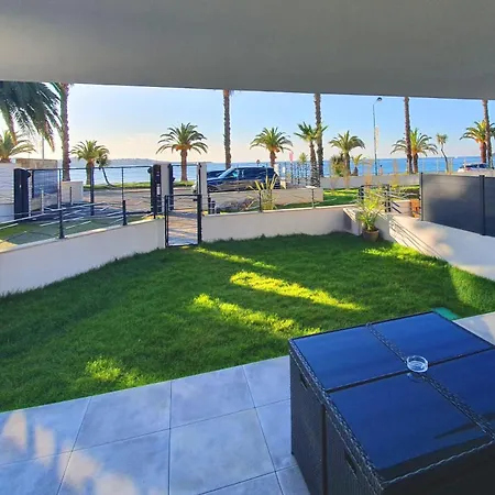 Apartment T3 Neuf Avec Terrasse Et Jardin Face A La Bandol