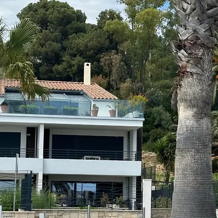 아파트 T3 Neuf Avec Terrasse Et Jardin Face A La *